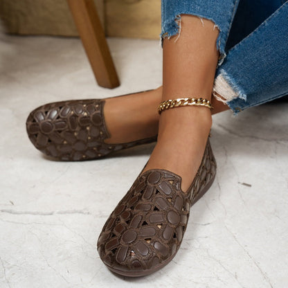 Platta andningsaktiva slip-on-loafers för kvinnor